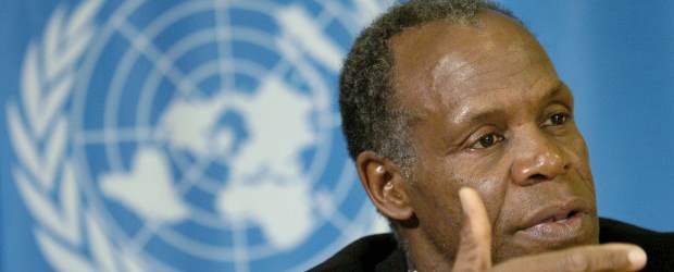 Danny Glover visitará Medellín | Archivo | El reconocido actor hará el saque de honor en el Primer Torneo de Fútbol El Golombiao, en el que más de 200 niños, niñas y adolescentes demostrarán que el deporte es una buena herramienta para alejarse de la violencia.