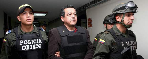 Chávez defendió deportación del llamado editor de las Farc | Joaquín Pérez Becerra fue deportado por Chávez a Bogotá, donde es juzgado.