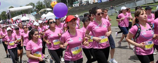 Yolanda Caballero ganó la Carrera de la Mujer, en la que participaron 16 mil atletas en Bogotá. | Colprensa | Yolanda Caballero ganó la Carrera de la Mujer, en la que participaron 16 mil atletas en Bogotá.