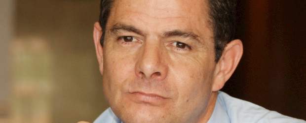 El ministro Germán Vargas sigue trabajando para consolidar el programa de Santos. | El ministro Germán Vargas sigue trabajando para consolidar el programa de Santos.