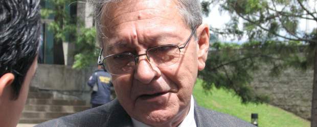 Condenado Arias C. a 35 años de cárcel | Archivo Colprensa | Jesús Armando Arias Cabrales, general (r) espera la decisión del Inpec para conocer el centro penitenciario donde pagará 35 años a los que fue condenado por el delito de desaparición forzada agravada durante la recuperación del Palacio.