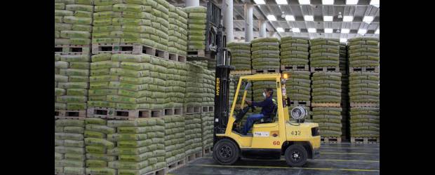 $906.520 millones las ganancias de Inverargos | Jaime Perez | a las obras de infraestructura -Vías para la Competitividad- que se inician en el país. Las ganancias de Inverargos en 2009 sumaron 906.520 millones de pesos.