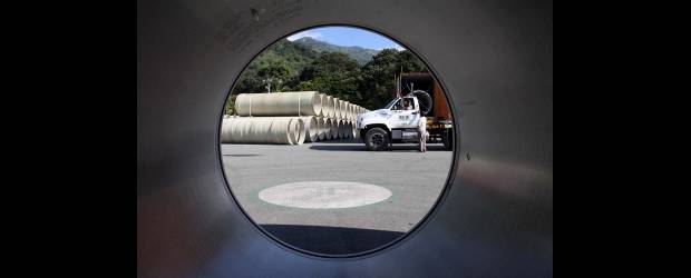 GRP condenó el agua en el tubo | Robinson Sáenz | Las pruebas de tensión axial, tangencial y deflexión de las tuberías son realizadas en condiciones extremas. El Congreso Acodal finaliza mañana.