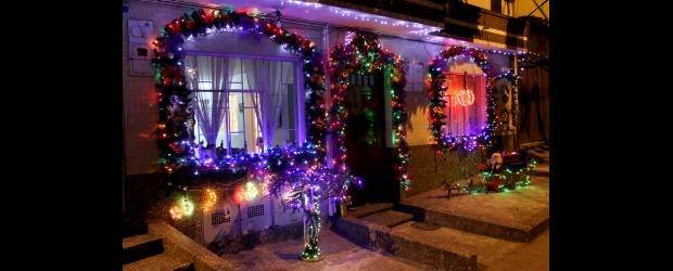 Derroche de luces y convivencia | | Esta casa, que parece de cuentos, está en la Trans. 35D Sur, en Envigado.