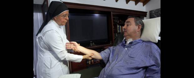 El profe Montoya tiene mayor sensibilidad | Archivo | Las terapias de reflexología han sido determinantes para que el Campeón de la Vida empiece a recuperar la sensibilidad en su cuerpo.