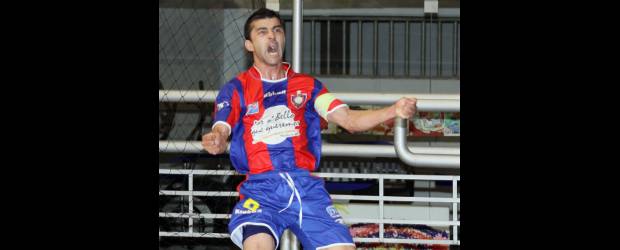 Bello Innovar va por la segunda corona de micro | Edwin Bustamante | A partir de las 8:00 p.m., con transmisión en directo por Telmex, se apreciará a los bellanitas definiendo la Copa Postobón de fútbol de salón en Bogotá.