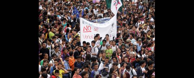 La reforma seguirá siendo la materia | Archivo | Esta semana el Gobernador de Antioquia, Luis Alfredo Ramos Botero, llamó a los estudiantes del Politécnico Jaime Isaza Cadavid a retornar a clases. Lo mismo hicieron las directivas de la Nacional en Medellín, mientras en otras institución del país se escucharon rumores de cancelación de semestre.