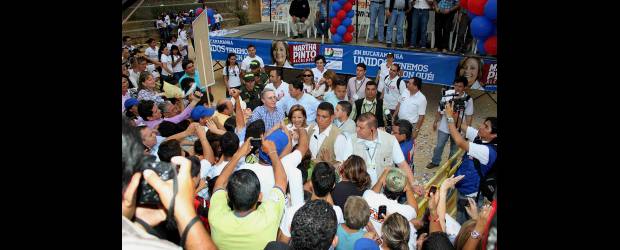 La contienda se agita en las capitales | Cortesía | Desde hoy ninguno de los candidatos podrán realizar eventos en plaza pública. Solo en escenarios privados y a puerta cerrada o mediante la propaganda política en los medios podrán hacer campaña en esta fase final e intentar captar votos.