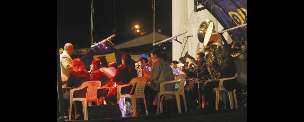La rumba está en El Retiro con la fiesta de Los Negritos |