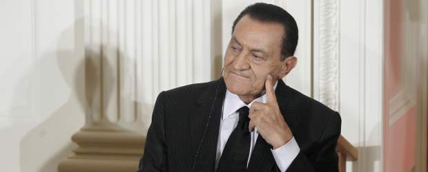 Expresidente egipcio Hosni Mubarak fue condenado por cortar las comunicaciones | Hosni Mubarak tendrá que pagar 33 millones y medio de dólares por ordenar el corte de los servicios de telefonía móvil e internet durante las protestas.