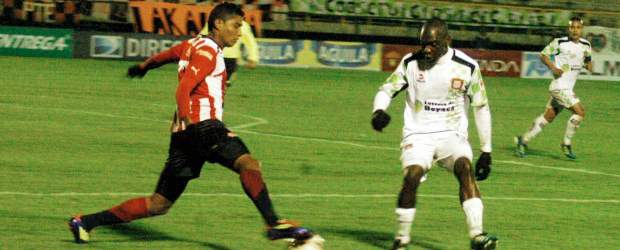 Suspendido encuentro en Boyacá por agresión al juez de línea | Colprensa