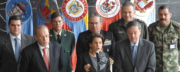 150 mil hombres reforzarán la seguridad en la jornada electoral | Cortesía Ministerio de Defensa | Las autoridades informaron que está garantizada para la jornada electoral que se realizará este domingo en todo el país y en la que se escogerá al sucesor del presidente Álvaro Uribe Vélez.