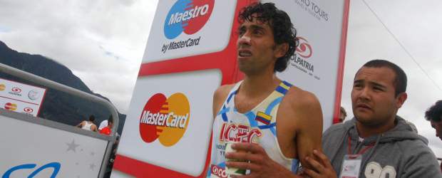 Juan Pablo Rangel y Ángela Figueroa ganaron el ascenso a la Torre Colpatria | Colprensa | Las anteriores marcas para la carrera estaban en poder del mismo Rangel (cinco minutos y seis segundos) y Rodríguez (seis minutos y 41 segundos).
