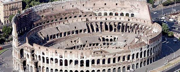 Reabren Coliseo de Roma | Archivo | El Coliseo se usó durante casi 500 años. Además de las peleas de gladiadores, también sirvió para espectáculos públicos y obras de teatro de la mitología clásica. Hoy es una de las atracciones turísticas más populares de Roma.