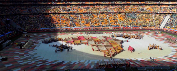Color africano en la ceremonia de inauguración | AP | Cientos de personas tomaron parte en una ceremonia recibida con agrado por parte del público, que fue afluyendo lentamente al estadio hasta casi abarrotar las gradas.