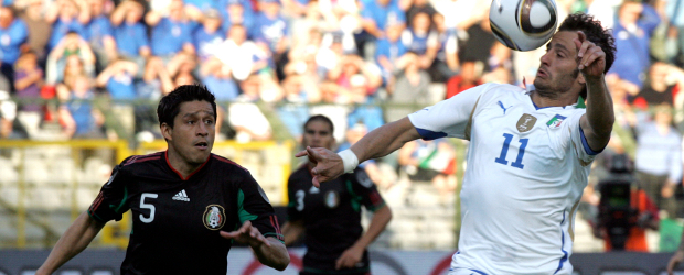 México sorprendió a Italia en juego amistoso | AP | México, de uniforme negro, cuajó un partido casi perfecto en el estadio del Rey Balduino de la capital belga, ante los campeones del mundo.