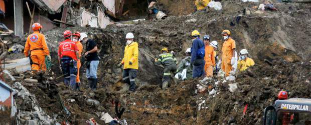 Procuraduría abrirá investigación por la tragedia de Manizales | Jaime Pérez, Enviado Especial, Manizales | La Fiscalía también abrió investigación contra varios funcionarios y busca entre los sobrevivientes de la tragedia para constatar si se presentaron irregularidades.