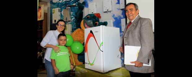 Haceb calentará Villa en Aurora | Donaldo Zuluaga | Haceb, igualmente hará alianza con los afiliados de Comfama, que vayan a ocupar la Villa al finalizar los Juegos, para financiar electrodomésticos .