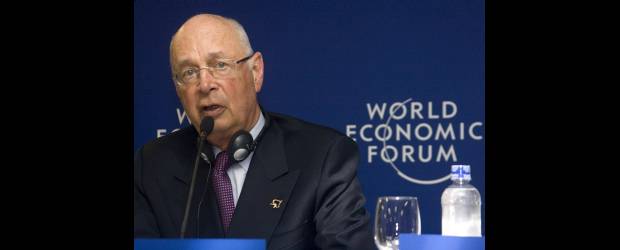 El FEM abrió en medio del optimismo | Jairo Castilla, Reuters - Cartagena | El profesor Klaus Schwab, durante la apertura del evento en Cartagena.