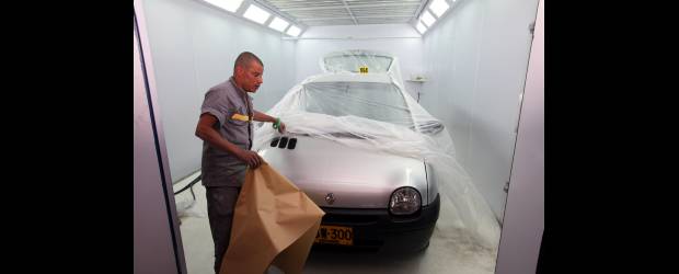¿Y qué pasa con la pintura? | | El proceso de pintura es uno de los más complejos y en el que se pueden presentar problemas si no se hace con la técnica adecuada.