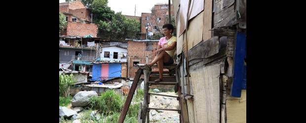 Iguaná gesta otra comuna | Donaldo Zuluaga | A las obras de doble calzada que unirá la conexión vial de Occidente y la carrera 80 por la margen de la quebrada La Iguaná viene amarrado el Plan Urbano Integral (PUI) para la zona, que incluye un parque lineal.