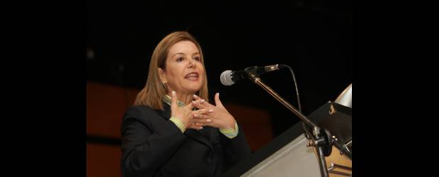 Noemí no consolida la unidad | Christian Castillo, Colprensa-Bogotá | Algunos miembros del partido consideran que Noemí Sanín los amenaza para que sigan apoyando su campaña y eso, aseguran, los desmotiva.