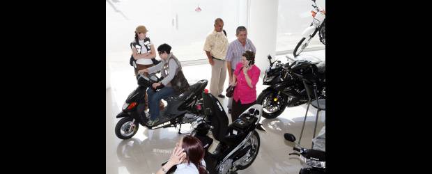 Suzuki apunta a las 70 mil motos | | El directivo de la ensambladora japonesa señaló que en las áreas de posventa y servicio el crecimiento ha sido del 20 por ciento.