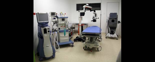 Cirugías con mucha tecnología | | Espacios amplios y con los equipos necesarios, la Clínica Clofán realiza los procedimietnos óptimos para entregarle a sus pacientes servcios de calidad, ese es el principal objetivo de los especialistas.