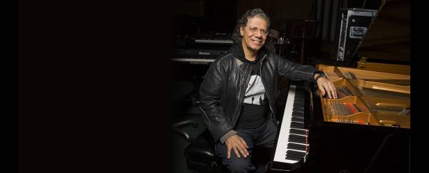 Chick Corea, la estirpe del jazz honra a Medellín | Cortesía | Chick Corea es reconocido en el mundo del Jazz Rock como uno de los más grandes intérpretes del piano. Su trayectoria es amplia y prolífica. Puede tocar con un trío en un pequeño bar estadounidense, en los premios Grammy al lado de una banda de rock como Foo Fighters o en el teatro de la Universidad Medellín, como lo hará hoy a partir de las ocho de la noche. Reconoce que está ansioso por tocar en la capital de Antioquia.