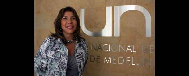 La Nacional quiere ir por la punta en conocimiento | Fotos: Róbinson Sáenz | "La meta es seguir consolidando esta universidad como moderna, que mantiene un equilibrio entre pregrados de excelente calidad y es capaz de producir nuevo conocimiento. Estamos consolidando nuestro lugar en la investigación, innovación y producción de nuevo conocimiento", afirmó Ana Catalina Reyes.