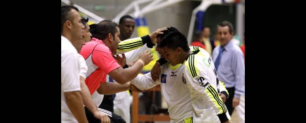 Jairuby llegó para dar de qué hablar en futsal | Edwin Bustamante | Jairuby Medellín marcha invicto en la tercera edición de la Copa Postobón de fútbol de salón. Se le nota la presencia de sus mundialistas en la nómina.