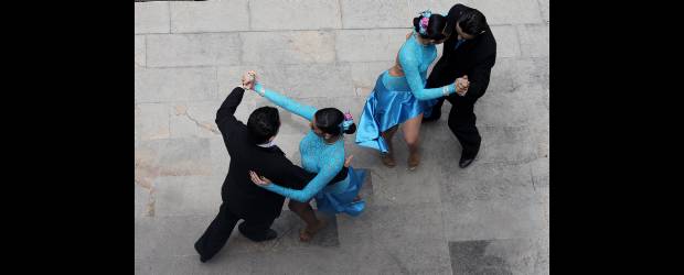 Aires de tango ya invaden a Medellín | Donaldo Zuluaga | La alianza con la Corporación Firulete fortalece al festival de tango gracias a la participación de jóvenes y expertos bailarines.