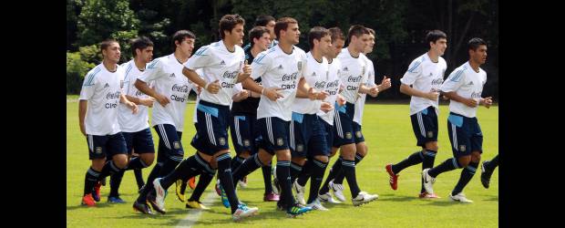 Argentina no siente presión de favorito | Róbinson Sáenz | Argentina se entrenó ayer por la tarde en el colegio San Ignacio.