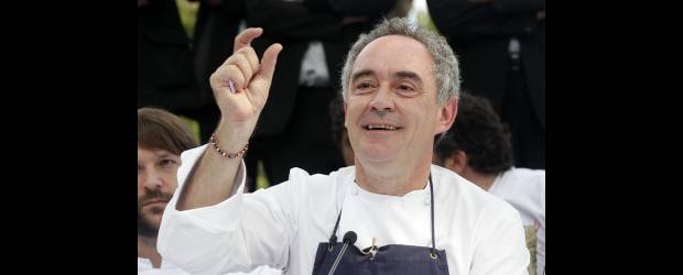 La última cena en El Bulli | AP | Ferrán Adriá, chef de El Bulli, ha experimentado con la comida hasta su más mínimo concepto, y llegó a algo denominado nivel molecular.