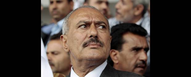 Saleh dejará el poder en Yemen | Ahmed Jadallah, Reuters - Saná, Yemen | Abdalah Saleh anunció que dejará el poder en momentos en que el país se encuentra paralizado por protestas masivas contra su Gobierno de 33 años.