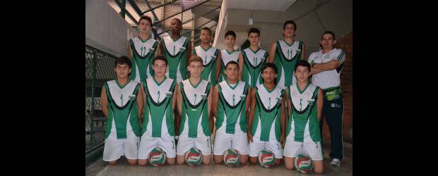 Voleibol de Antioquia celebró con menores | La Tarde, Pereira | Dirigido por Raúl Vilches y Jairo Ríos, el seleccionado infantil de Antioquia alcanzó el título nacional en Pereira.