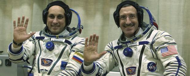 Soyuz se acoplará a la EEI el próximo miércoles | AP | El astronauta estadounidense Dan Burbank y el cosmonauta Anton Shkaplerov se mostraron confiados de completar la misión.