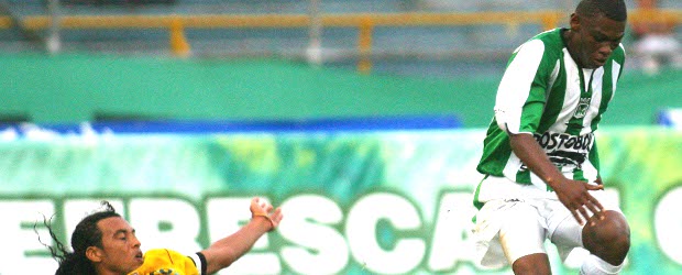 Édison Fonseca por fin llegó a Colombia | Archivo | Fonseca, nacido en Cartago (Valle), tuvo problemas para salir de Irán.