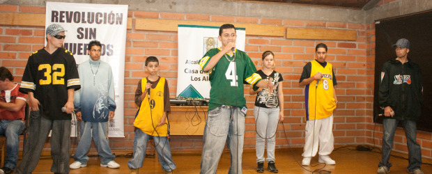 En el cielo del rap, MC Chelo | Cortesía Daniel Gómez | Niños, jóvenes, chicas, todos los que aman el canto tuvieron cabida en el proyecto ESK-lones, de Marcelo. Chicos de pantalones anchos ajenos a la guerra y sin embargo los matan. El canto seguirá.
