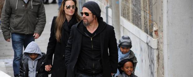 Brad Pitt muestra su lado zombi | Archivo | Brad Pitt se encuentra en Escocia rodando su debut en una cinta de zombis junto a su familia. Su compañera, Angelina Jolie, y sus hijos lo acompañan en una lujosa mansión ubicada en cercanías de Glasgow.