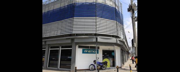 Dudas y certezas en la integración vertical de EPS | Robinson Sáenz | La clínica Saludcoop, en Belén fue inaugurada el año pasado y es otro ejemplo de integración vertical.