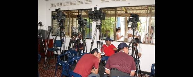Villavo vibra con liberaciones | Colprensa, Villavicencio | Desde el viernes comenzaron a llegar a Villavicencio y Florencia, periodistas de distintos medios nacionales e internacionales para cubrir las liberaciones.