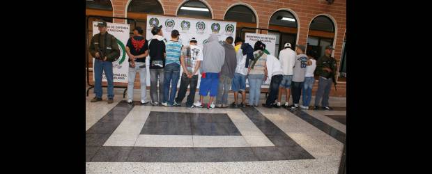 Casa por cárcel al jefe de un combo | Archivo | En diciembre pasado fueron capturados 32 miembros de combos.