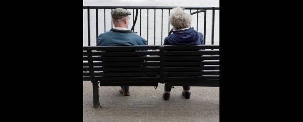 El Párkinson no tiembla cuando está adentro | Shutterstock | El Párkinson le da especialmente a personas mayores, es más, es la segunda causa de enfermedades neurodegenerativas en mayores de 65 años. También le da a gente menor y se le conoce como Parkinson juvenil.