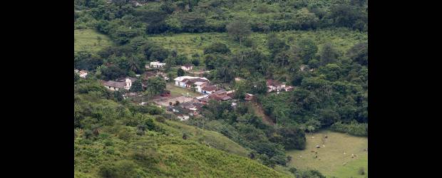 Ataque dejó sin energía cinco municipios | Archivo | En el sector de Taque, entre San Andrés de Cuerquia y el corregimiento El Valle (foto), se presentó el atentado que dejó sin energía los cinco municipios.