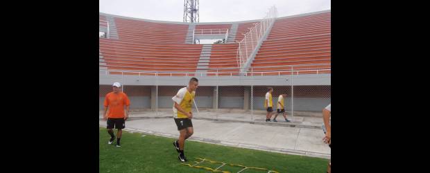 Jorge Serna promete goles en el Envigado | Jaime Herrera Correa | Jorge Horacio Serna se vinculó ayer a los trabajos físicos de Envigado.