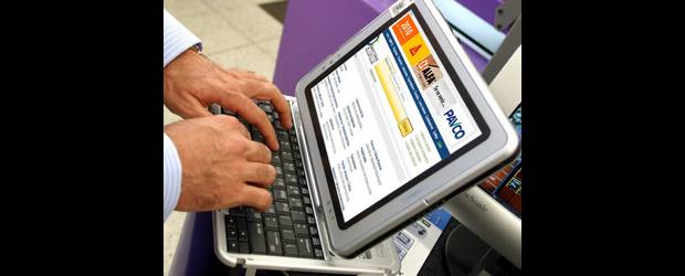 Proveedores están en línea | | A parte de la información general, el directorio también contiene datos de los principales eventos que realiza el sector.