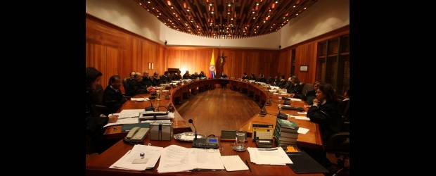 Se abre debate por cambio en Fiscalía | Archivo | El mandatario electo, Juan Manuel Santos, se había declarado partidario de que el Fiscal fuera elegido por el Presidente, pero se comprometió con la Rama Judicial a que los proyectos relacionados con ese poder serían concertados.