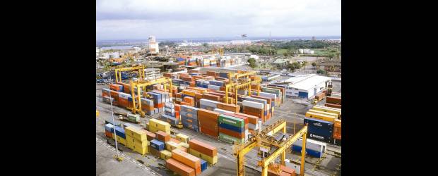 Las exportaciones crecieron el 24,3% | Archivo | Por las mayores ventas de petróleo, las exportciones en el primer semestre crecieron 24,3 por ciento. Las no tradicionales aumentaron 5,7 por ciento.