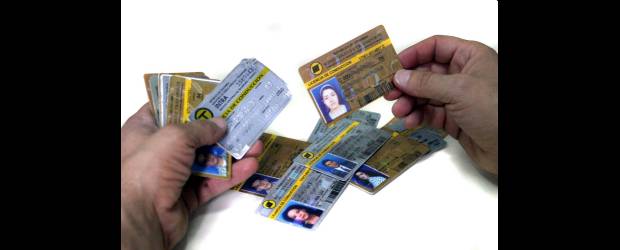 Por ahora no refrende la licencia |